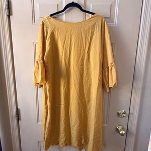 Tickled Teal Mustard Top